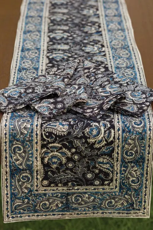 Blue Paisley Table Runner and Napkins