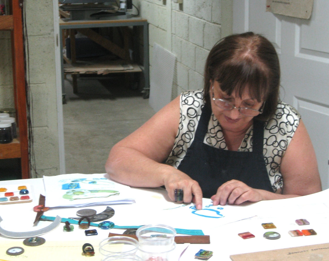 Artisan Making Glass Jewelry for Dunitz & Company